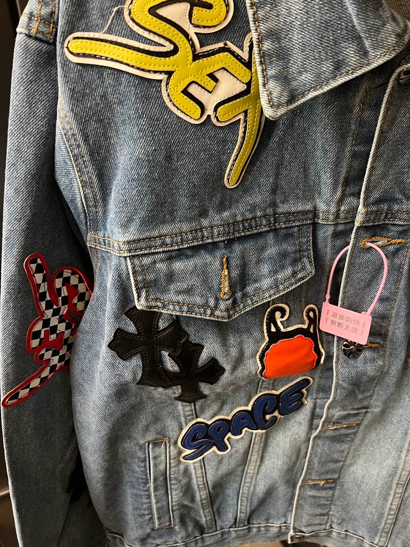 P350 [next day] Chrome Heart/Chrome Heart 26FW multi-element anime little devil denim jacket (blue) Size: 46 48 50 52 (s-xl corresponding) Detailed sizes can be found in Figure 9